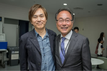 羽毛田さんと記念撮影