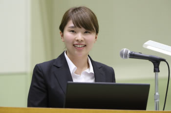 介護老人保健施設 しおん　ケアワーカー／竹内 美咲