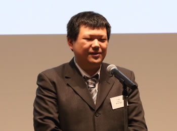 介護福祉士の情報収集統一化と電子カルテの運用の見直し